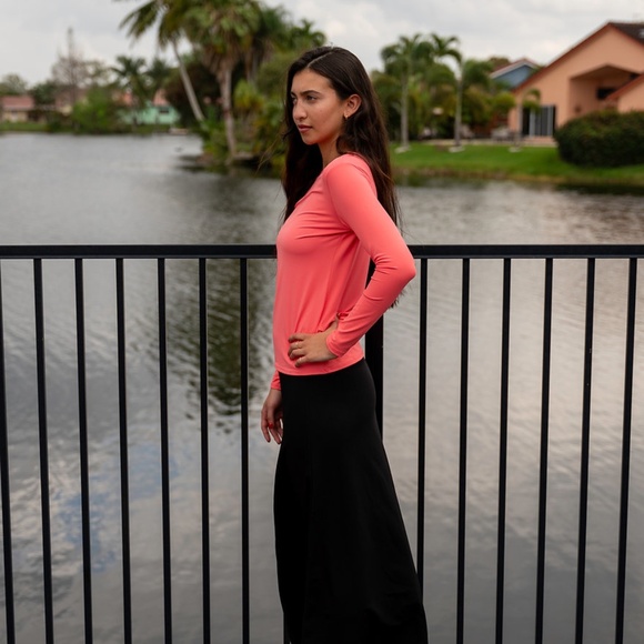 DEVORAH'S SECRET Coral  Modest Top/Shell Solid - Picture 2 of 3